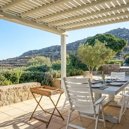 וילה Benjamin Button With Pool Close To Agrari Beach