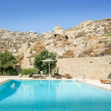 Benjamin Button With Pool Close To Agrari Beach Mykonos Town